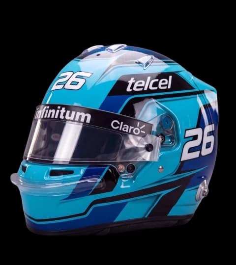Casco turquesa con detalles azules